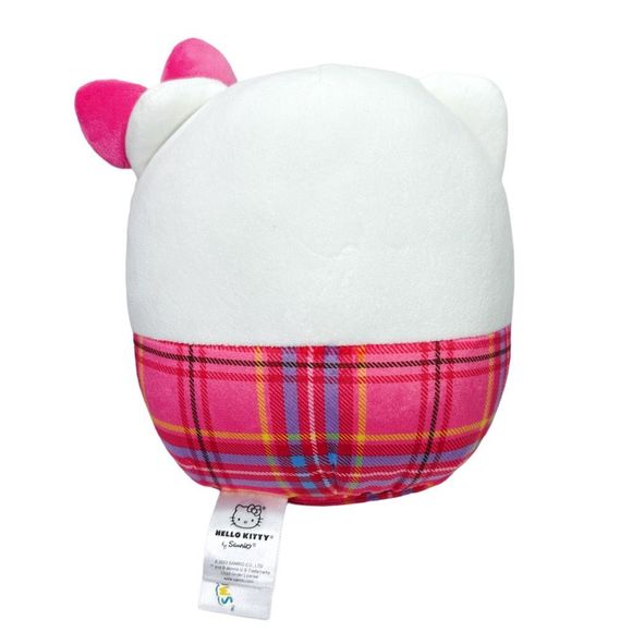 Sanrio Hello Kitty Squishmallow Blanket Bundle - Picture 4 of 7
